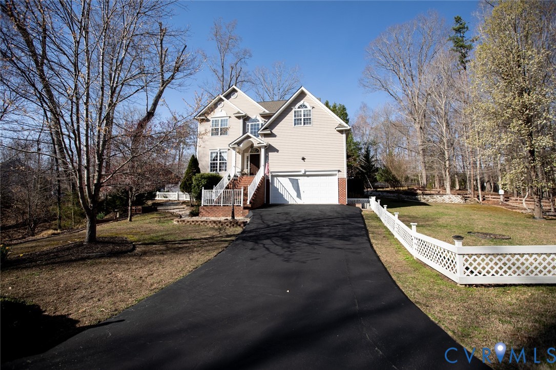 110 Jesse's Way Farmville, VA 23901 - Photo 55 of 56 a view of a swimming pool with a yard