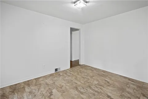 $299,900 | 3229 Arapahoe Road, Pittsburgh, PA 15241