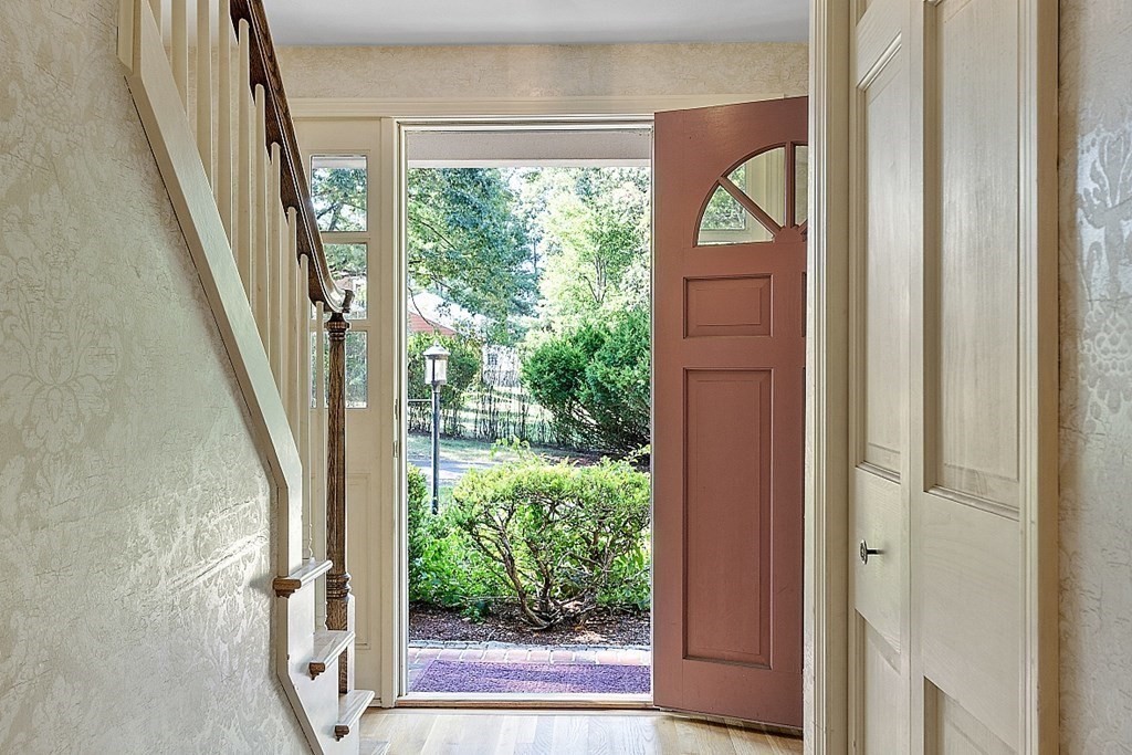 86 Shagbark Road Concord, MA 01742 - Photo 3 of 30