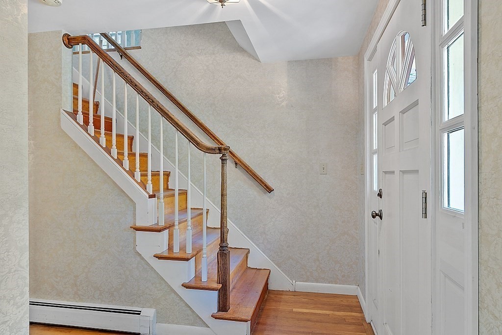 86 Shagbark Road Concord, MA 01742 - Photo 4 of 30