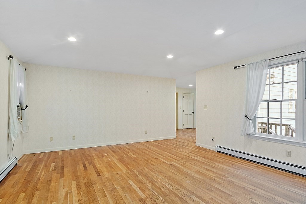 86 Shagbark Road Concord, MA 01742 - Photo 10 of 30