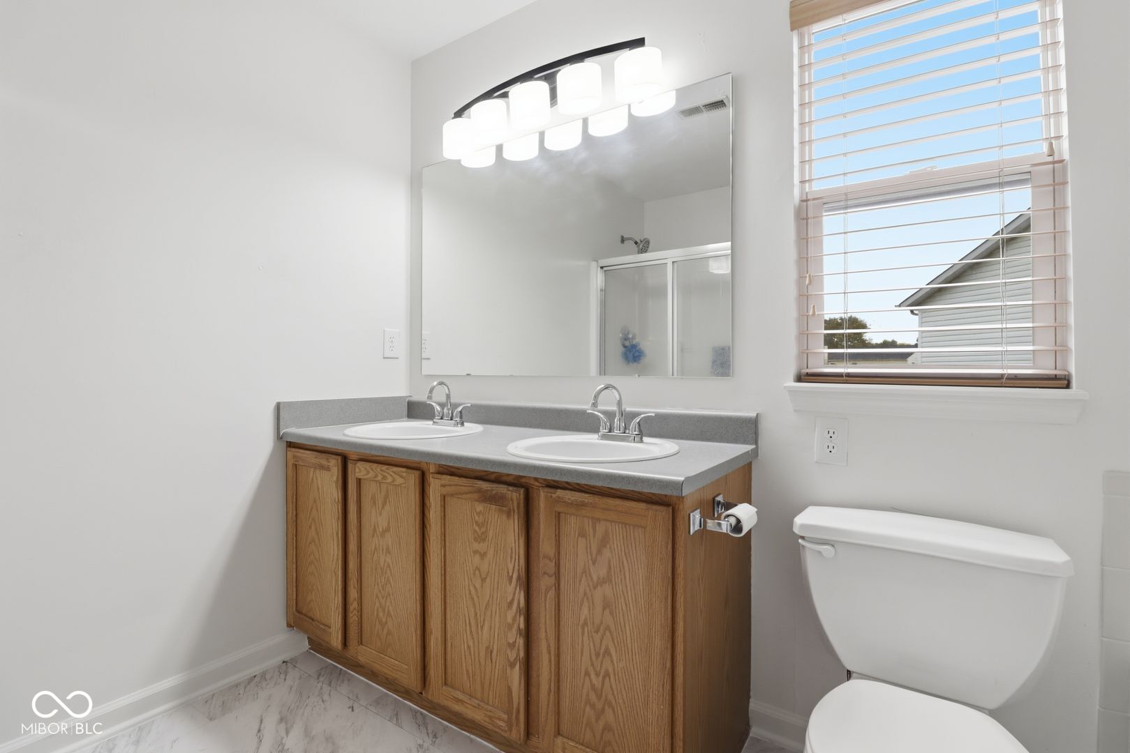 3211 Waterloo Circle Indianapolis, IN 46268 - Photo 14 of 21