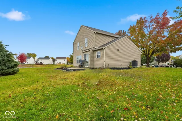 $280,000 | 3211 Waterloo Circle, Indianapolis, IN 46268