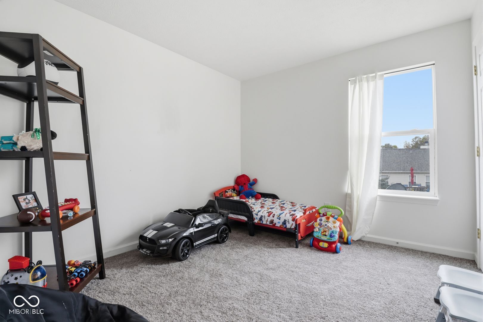 3211 Waterloo Circle Indianapolis, IN 46268 - Photo 10 of 21