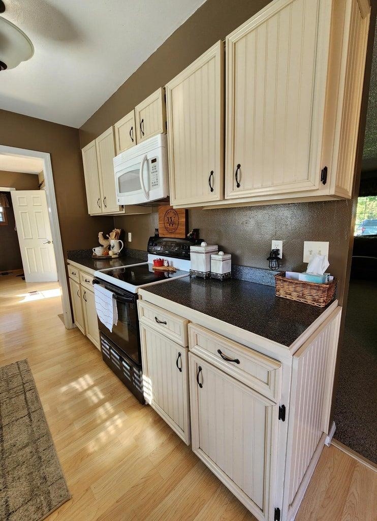 615 Old Kettle Road Kettle Falls, WA 99141 - Photo 5 of 35 Gallery Image 5