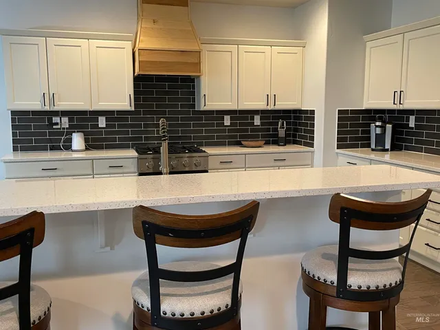 $3,500 | 55 North Caracaras Way, Eagle, ID 83616