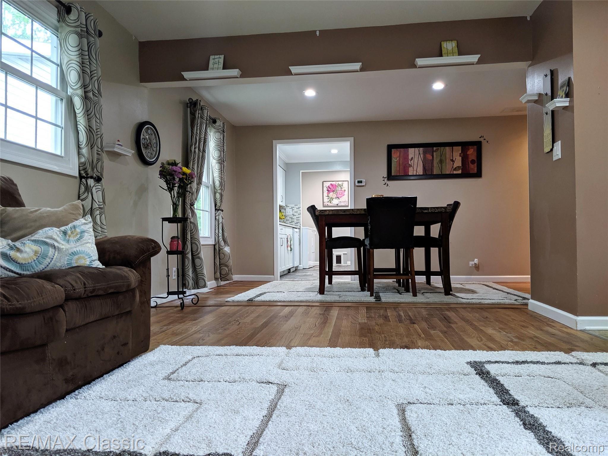 2276 Vivian Road Monroe, MI 48162 - Photo 9 of 40 IMG_20190617_182741.jpg