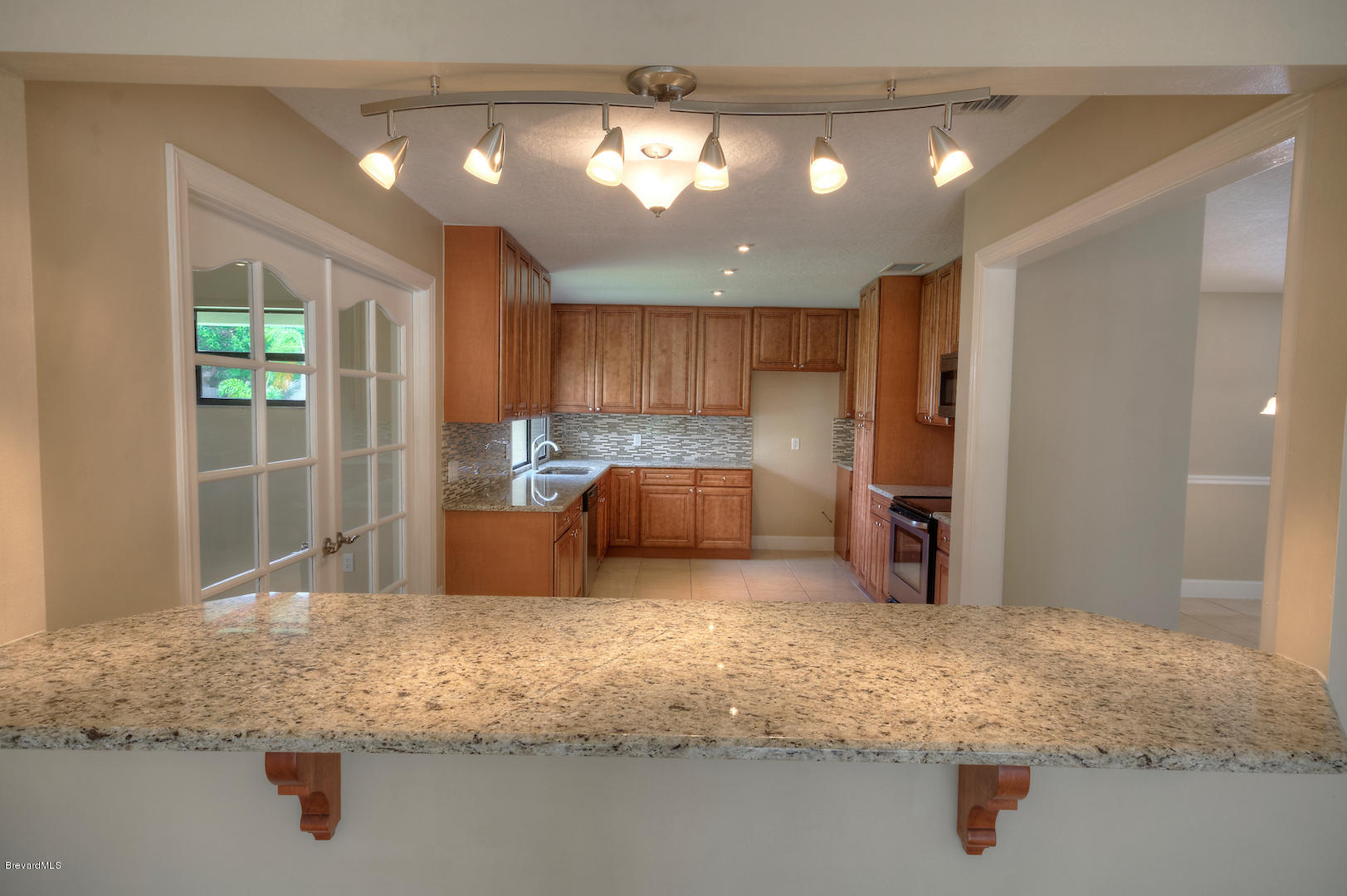 1358 Cherry Hills Road Northeast Palm Bay, FL 32905 - Photo 7 of 25 kitchen6