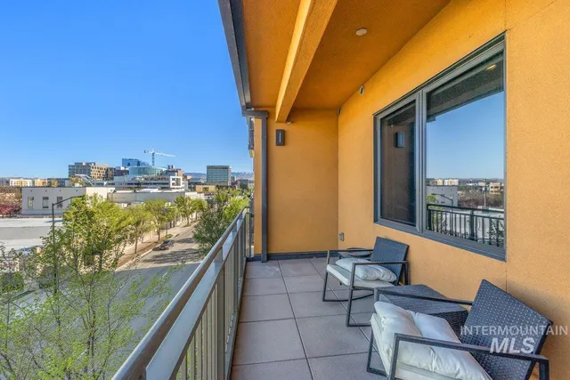 $579,000 | 880 West River Street, Unit 409, Boise, ID 83702