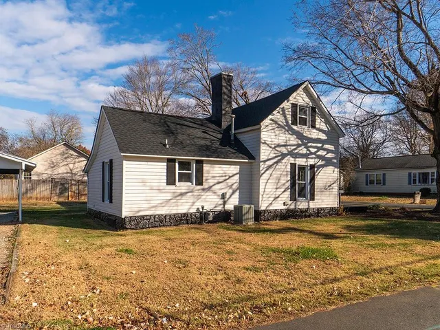 $250,000 | 510 May Street, Gibsonville, NC 27249