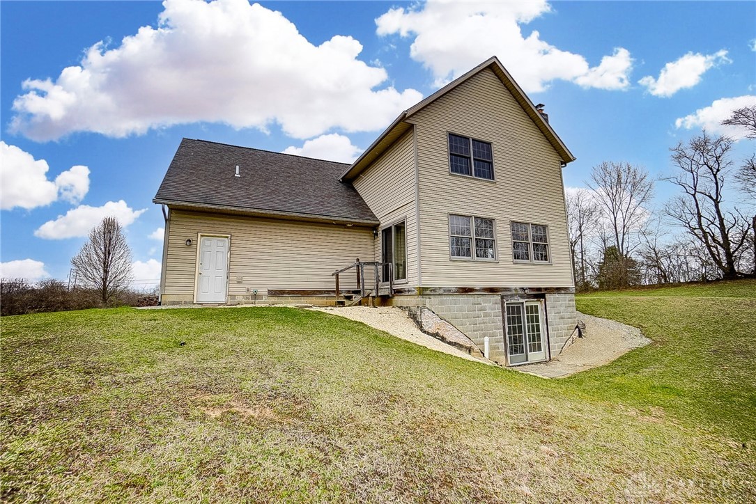 1068 North Tecumseh Road Springfield, OH 45504 - Photo 37 of 40 Gallery Image 37