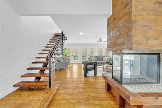 $740,000 | 9918 Coldwater Circle, Dallas, TX 75228