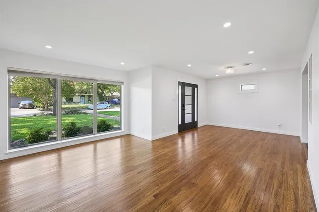 $740,000 | 9918 Coldwater Circle, Dallas, TX 75228