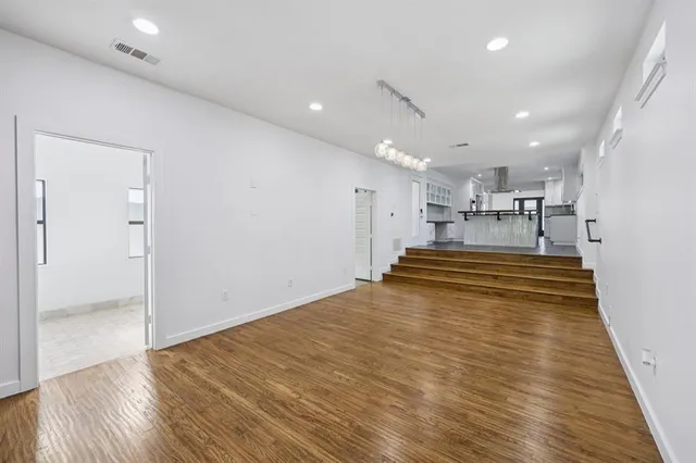 $740,000 | 9918 Coldwater Circle, Dallas, TX 75228