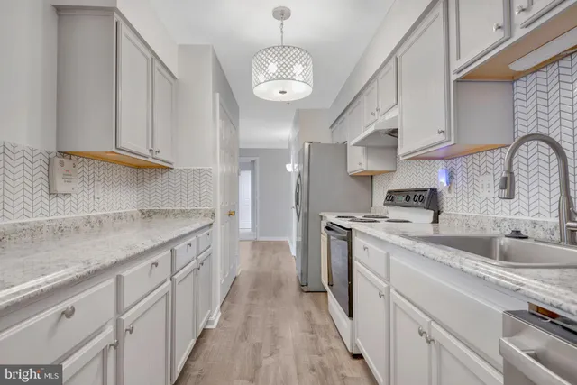 $325,000 | 3710 Excalibur Court, Unit 103, Bowie, MD 20716