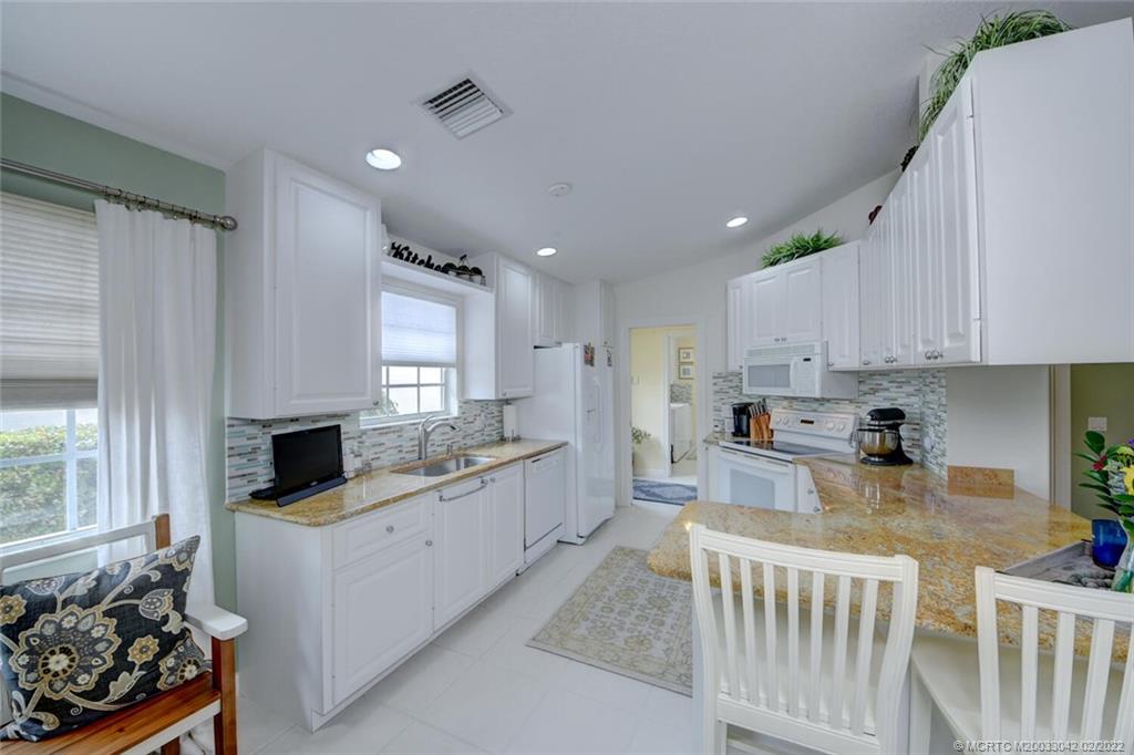 786 Southwest Balmoral Trace Stuart, FL 34997 - Photo 10 of 35 Kitchen from Dining area