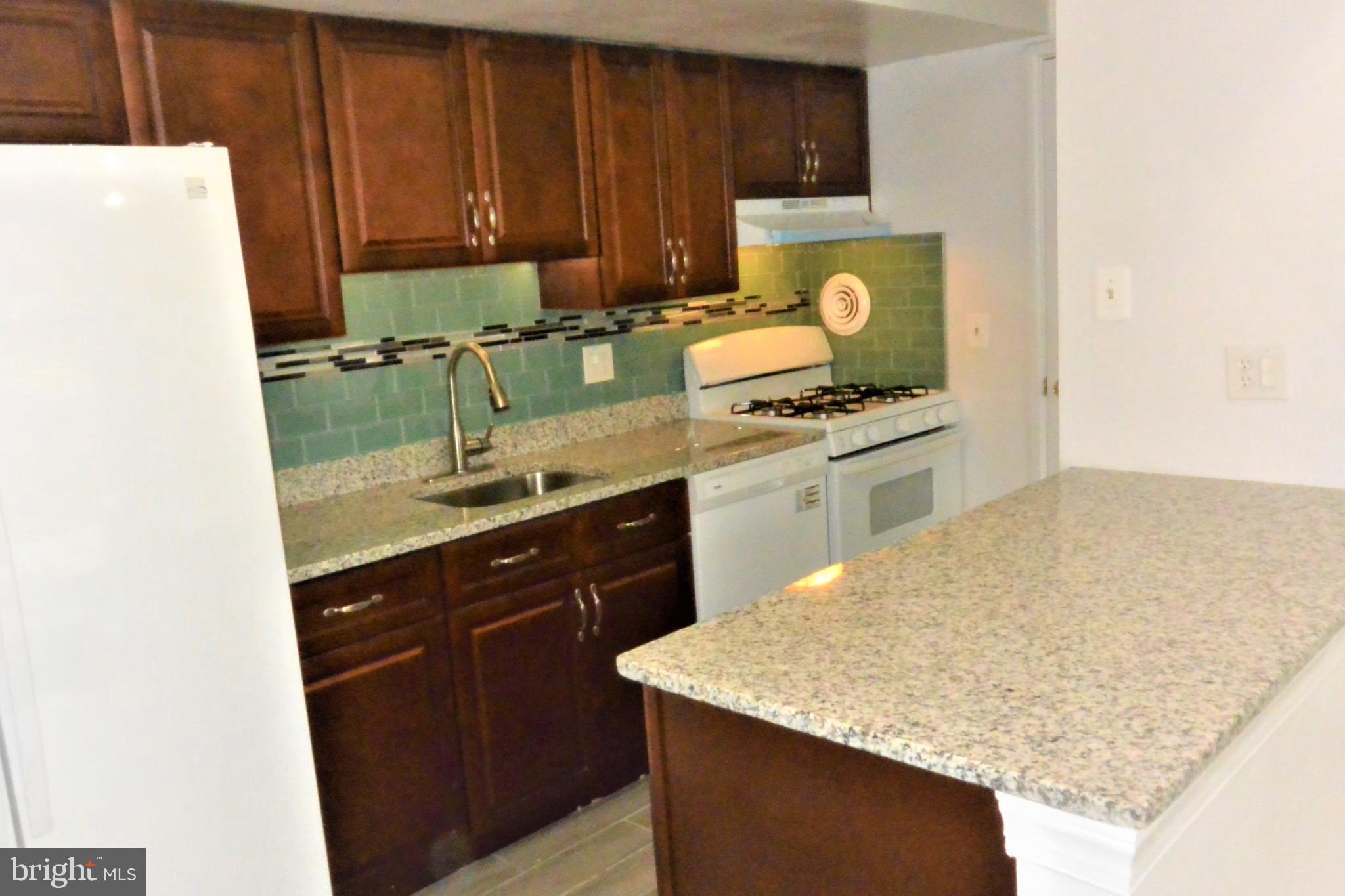 2905 Charing Cross Road, Unit 2 Falls Church, VA 22042 - Photo 11 of 36 Gallery Image 11