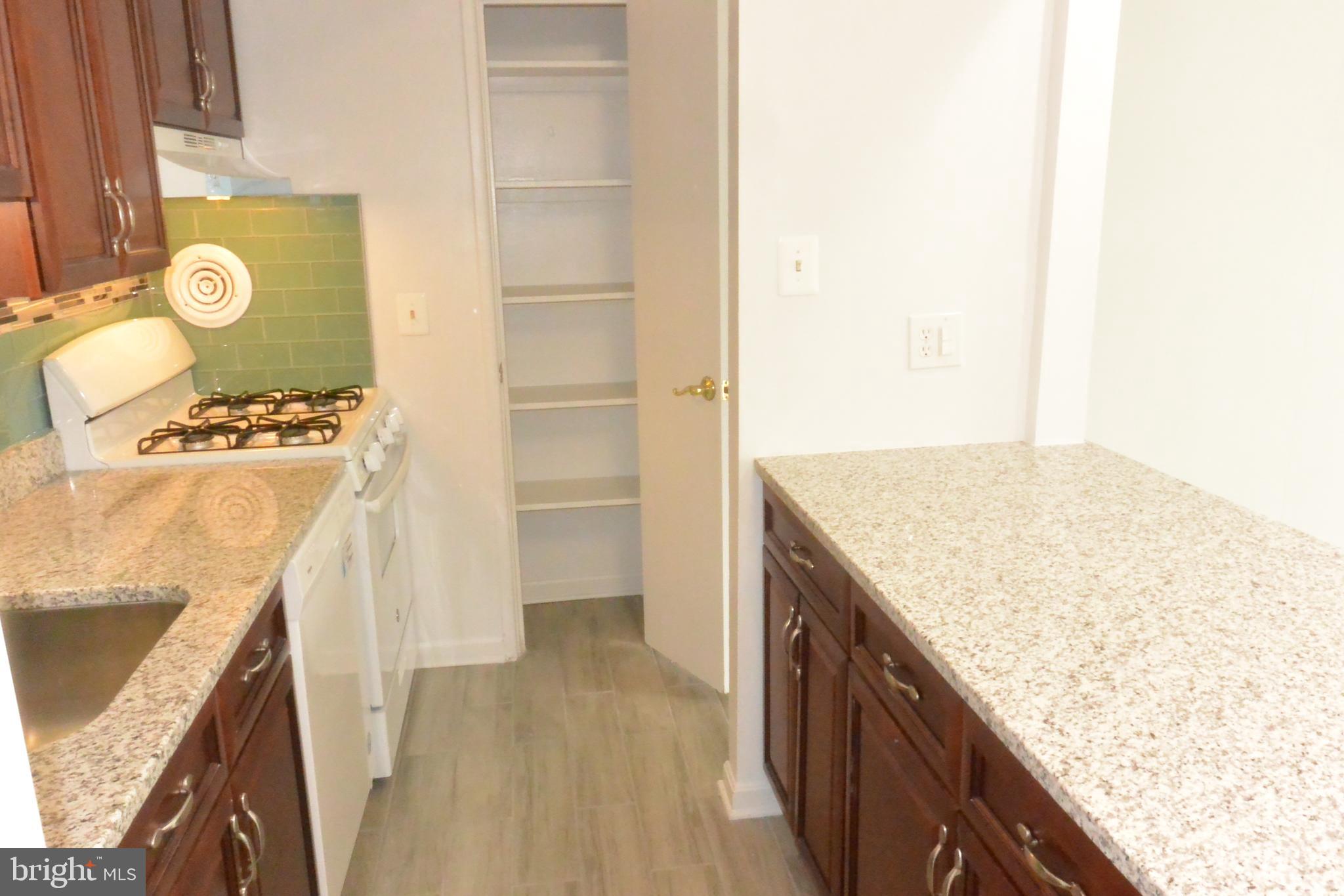 2905 Charing Cross Road, Unit 2 Falls Church, VA 22042 - Photo 12 of 36 Gallery Image 12