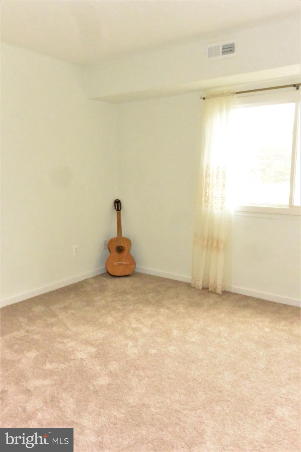 2905 Charing Cross Road, Unit 2 Falls Church, VA 22042 - Photo 20 of 36 Gallery Image 20
