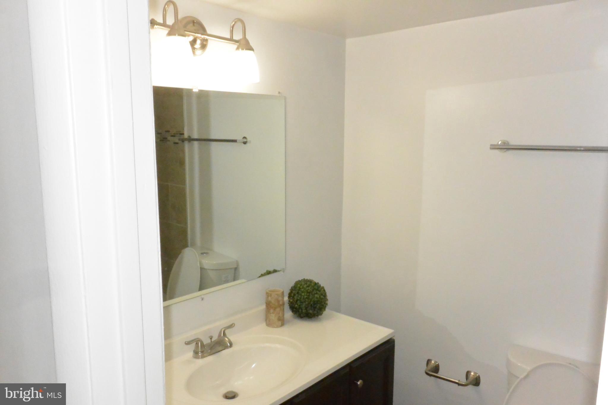 2905 Charing Cross Road, Unit 2 Falls Church, VA 22042 - Photo 24 of 36 Gallery Image 24