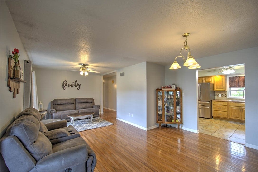 2797 Deerpath Park Drive Decatur, IL 62521 - Photo 5 of 30 Gallery Image 5