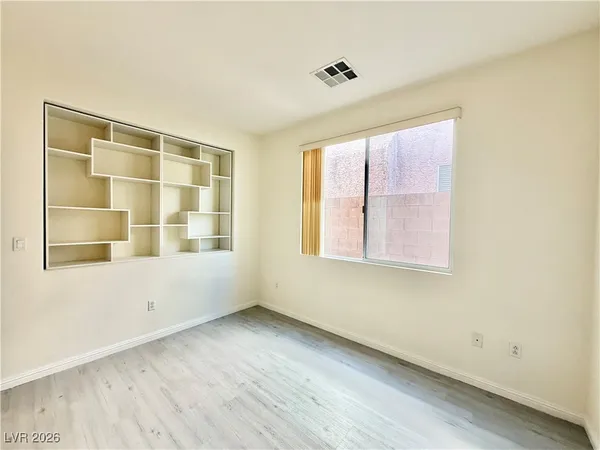 $2,795 | 3889 Palm Island Court, Las Vegas, NV 89147
