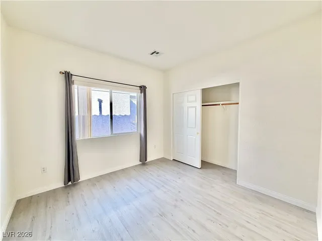 $2,795 | 3889 Palm Island Court, Las Vegas, NV 89147