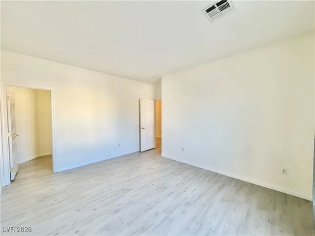 $2,795 | 3889 Palm Island Court, Las Vegas, NV 89147