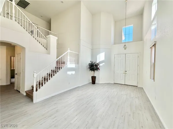 $2,795 | 3889 Palm Island Court, Las Vegas, NV 89147