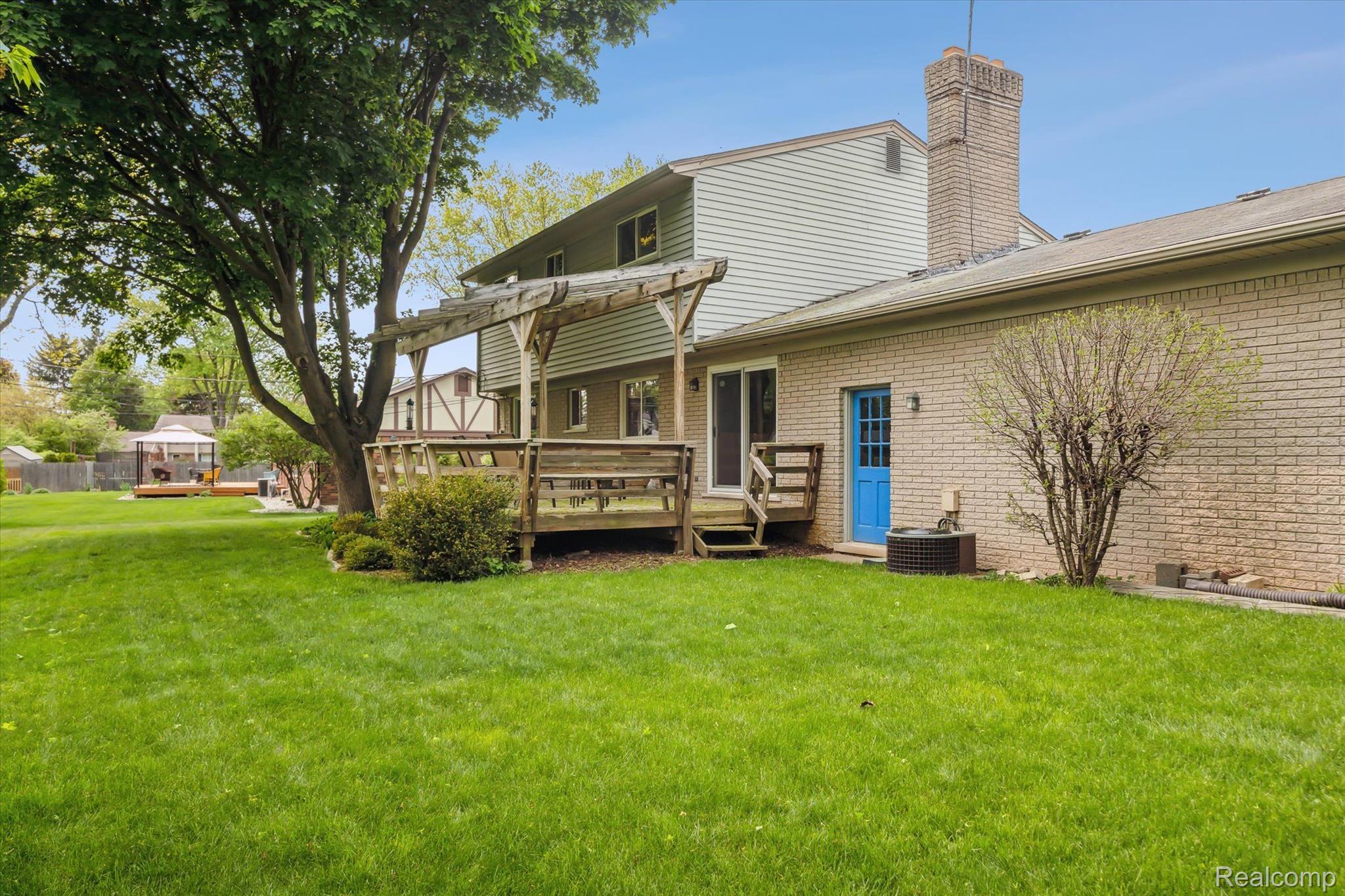 2165 Chalet Drive Rochester, MI 48309 - Photo 39 of 41 Gallery Image 39