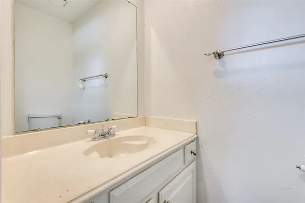 $2,450 | 1108 Bay Shore Street, Allen, TX 75002