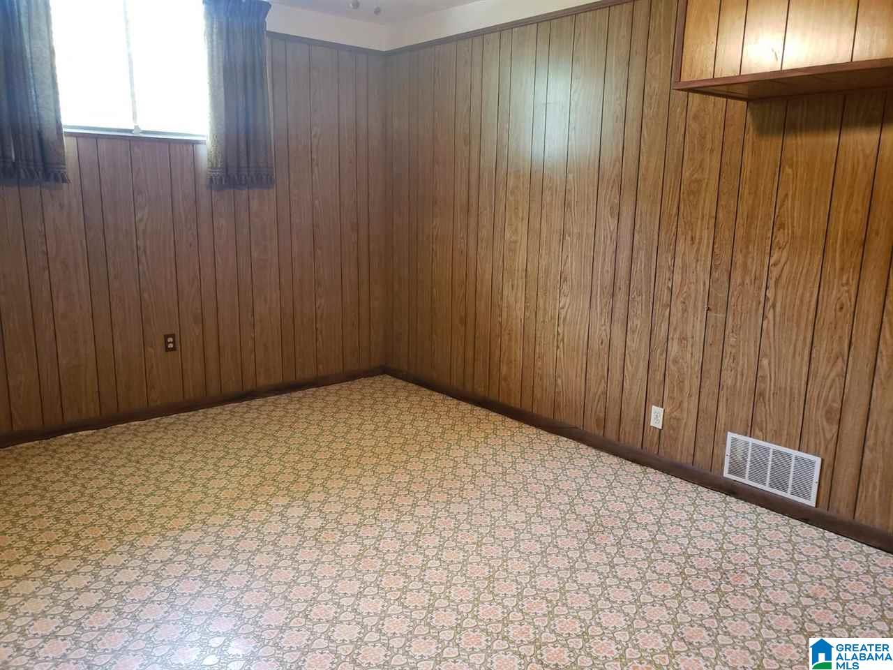205 Oak Road Anniston, AL 36206 - Photo 15 of 50