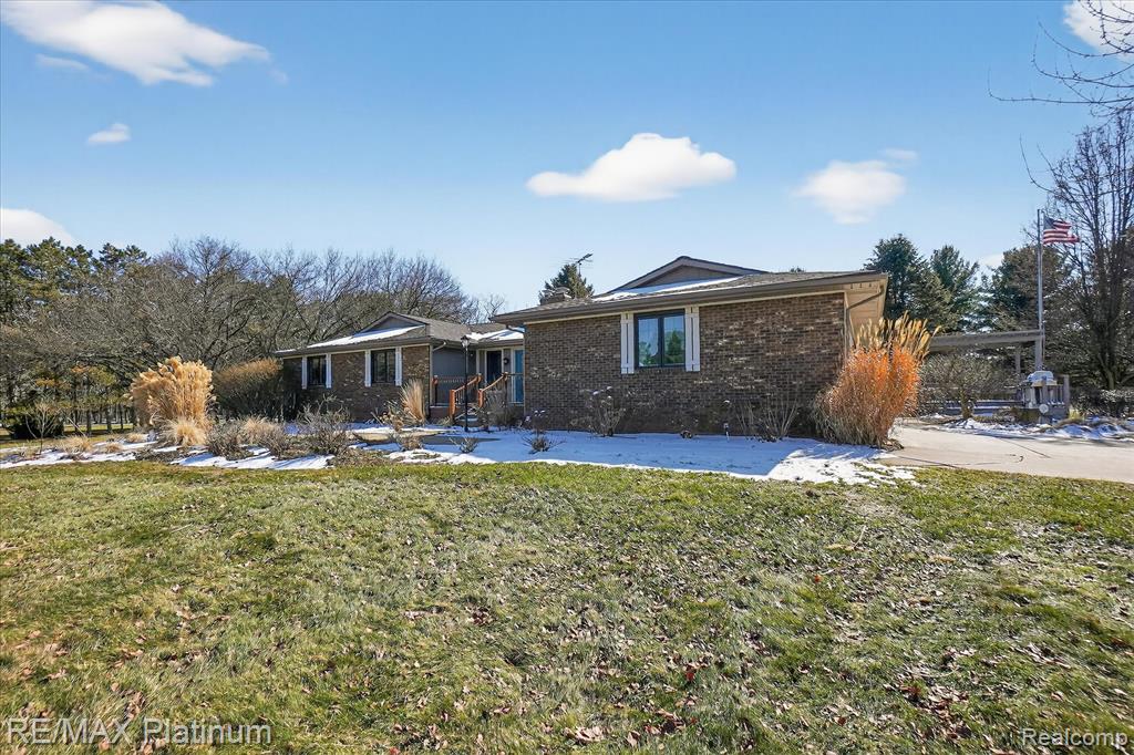 3725 West Howell Road Mason, MI 48854 - Photo 6 of 64