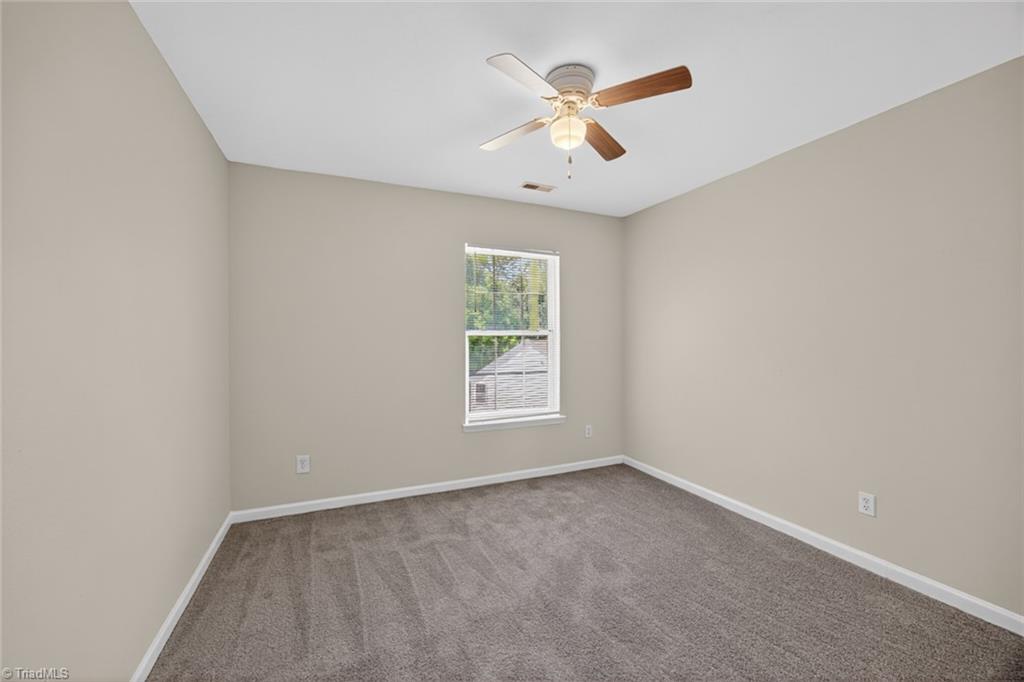 2173 Cliffvale Drive High Point, NC 27262 - Photo 27 of 32