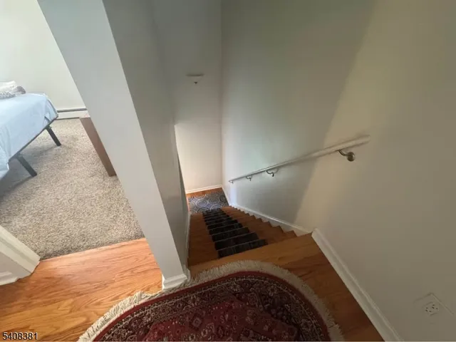 $2,400 | 27 Broad Street, Flemington, NJ 08822