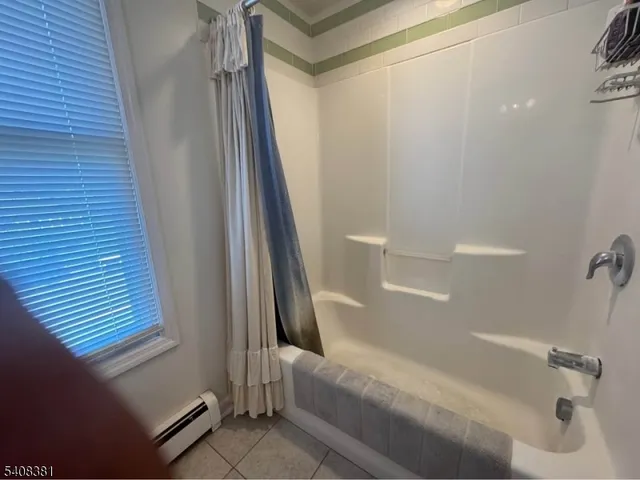 $2,400 | 27 Broad Street, Flemington, NJ 08822