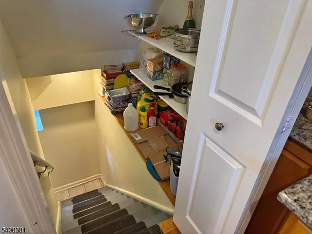 $2,400 | 27 Broad Street, Flemington, NJ 08822