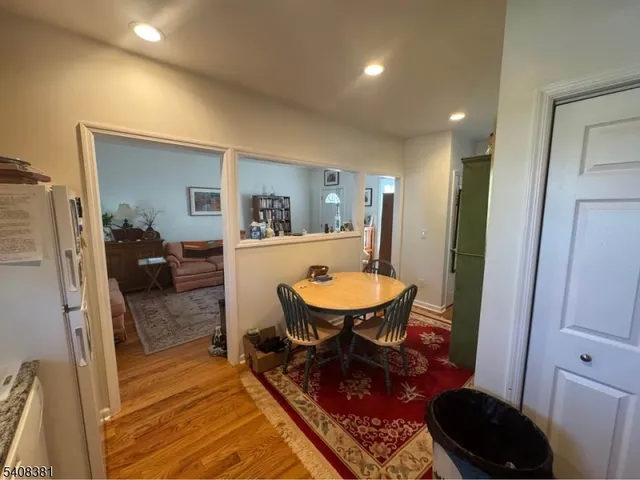 $2,400 | 27 Broad Street, Flemington, NJ 08822