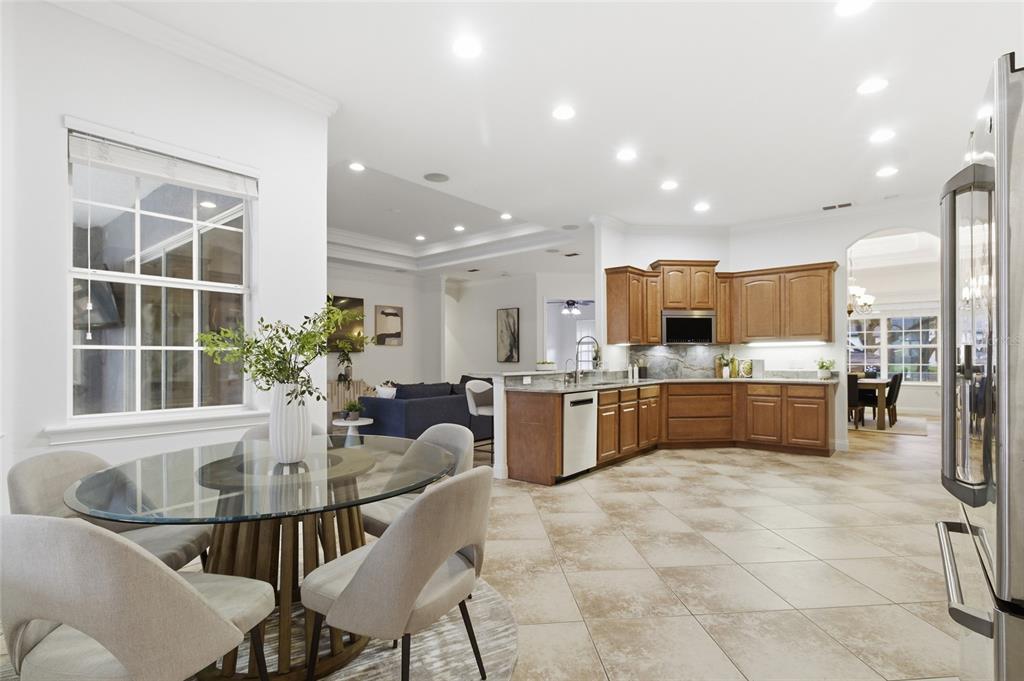 2514 Martucci Road Seffner, FL 33584 - Photo 8 of 33