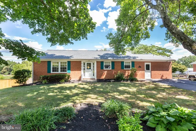 $429,900 | 112 East Nicodemus Road, Westminster, MD 21157