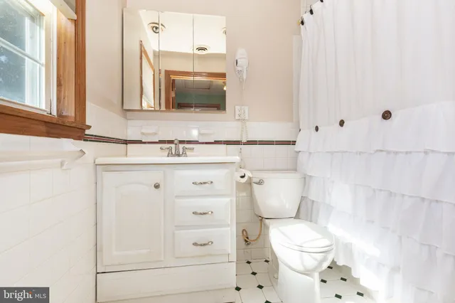 $429,900 | 112 East Nicodemus Road, Westminster, MD 21157