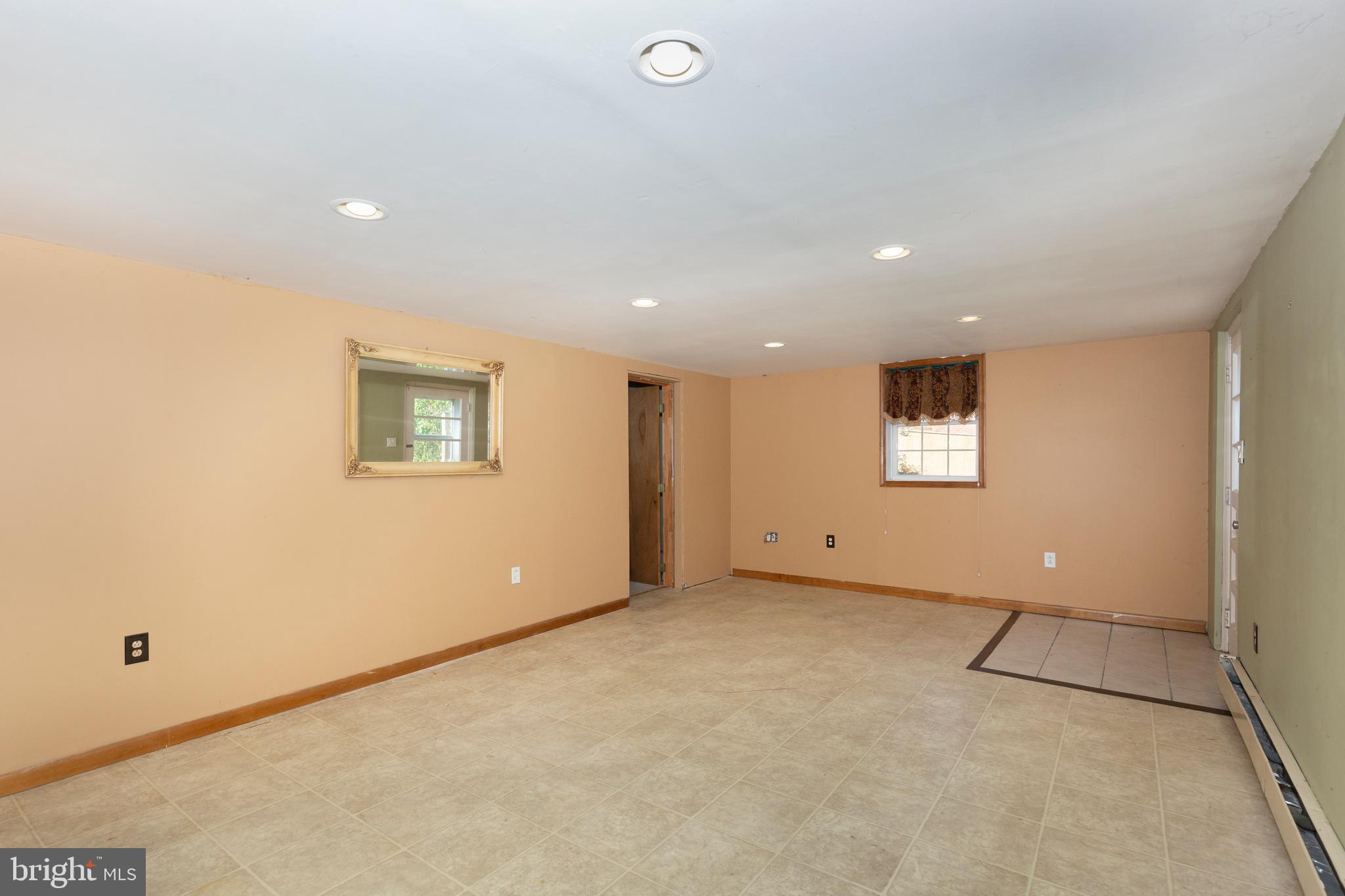 112 East Nicodemus Road Westminster, MD 21157 - Photo 28 of 52