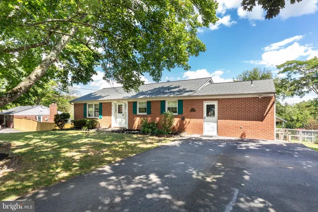 $429,900 | 112 East Nicodemus Road, Westminster, MD 21157