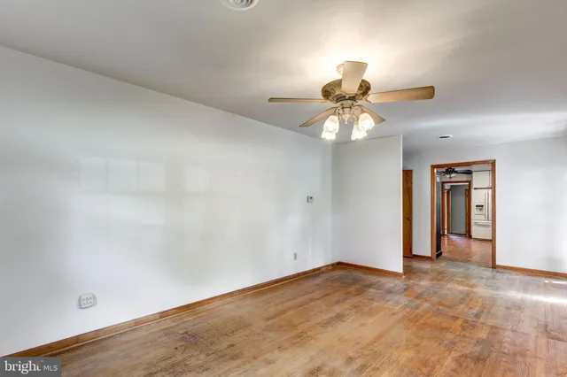 $429,900 | 112 East Nicodemus Road, Westminster, MD 21157