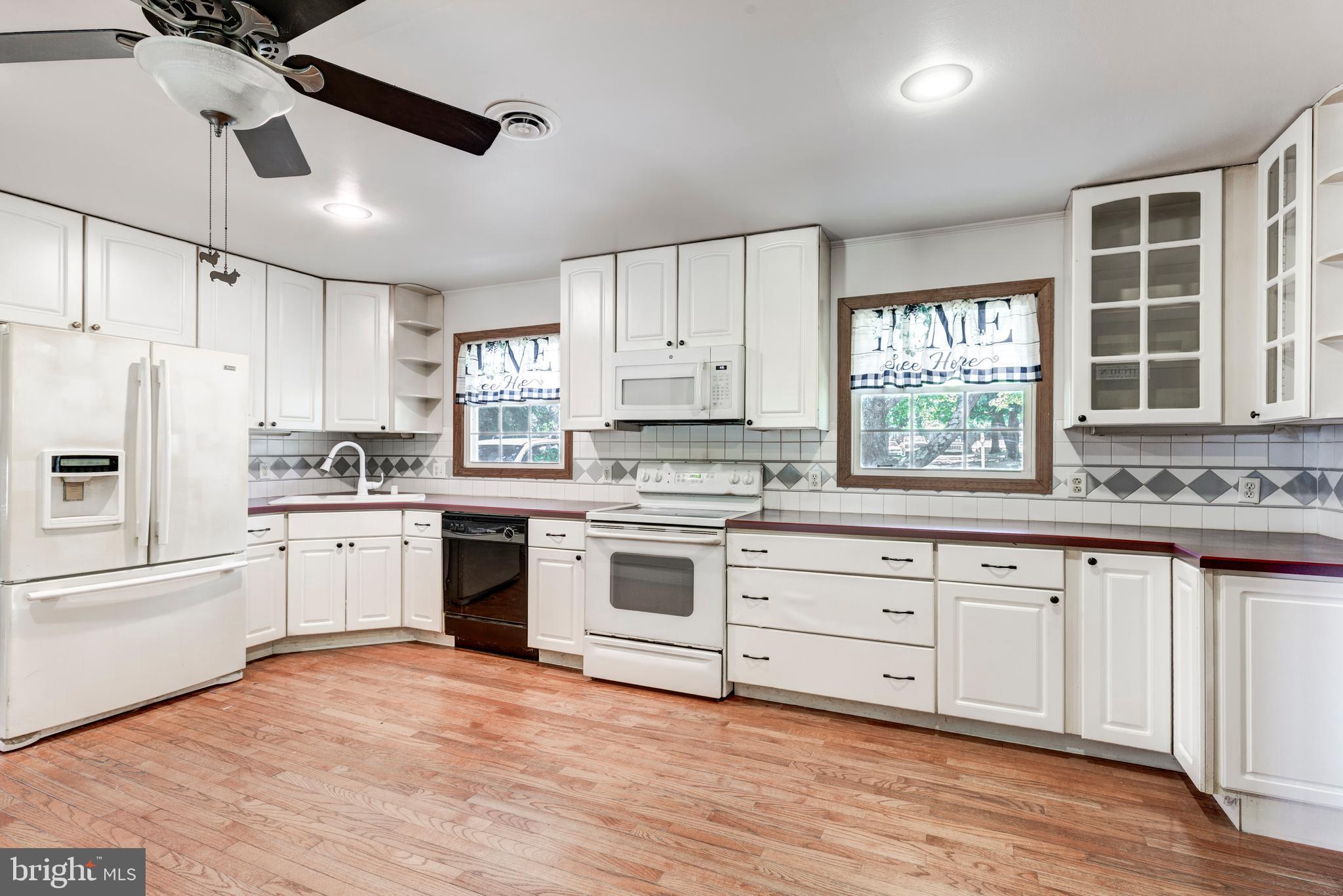 112 East Nicodemus Road Westminster, MD 21157 - Photo 9 of 52