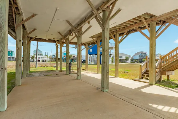 $425,000 | 13006 Coronado Drive, Freeport, TX 77541