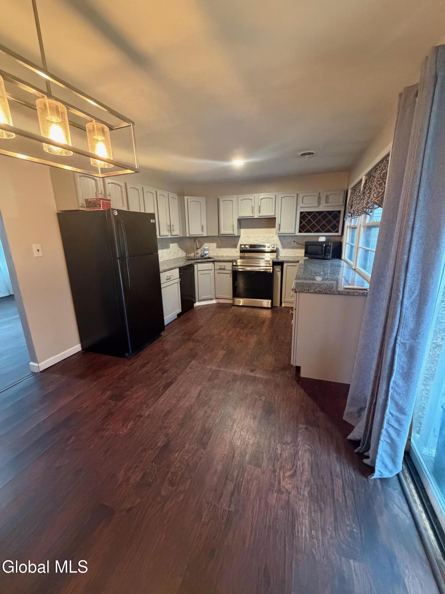 752 7th Avenue Troy, NY 12182 - Photo 11 of 32 IMG_1682