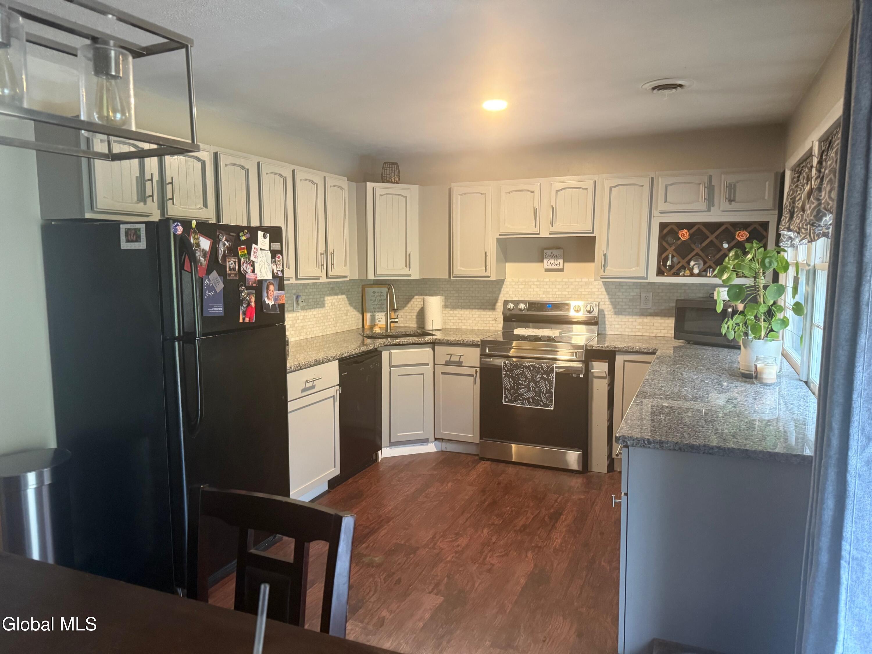 752 7th Avenue Troy, NY 12182 - Photo 10 of 32 IMG_3060