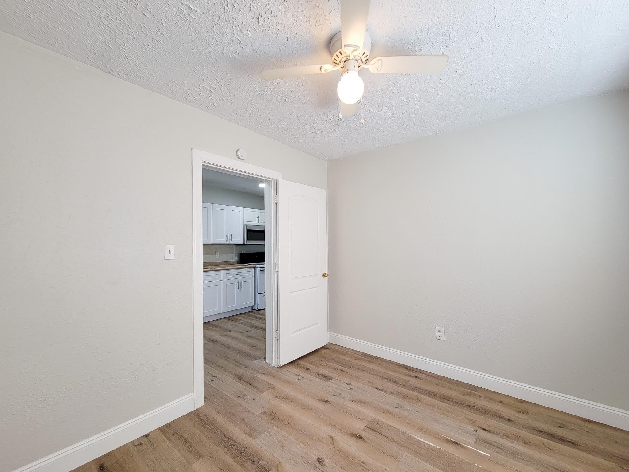711 Ave A, Unit 1 La Marque, TX 77568 - Photo 5 of 18