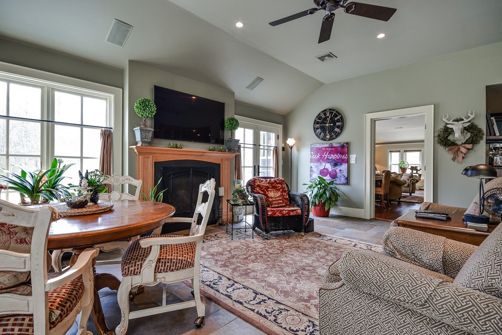 71 Nason Hill Road Sherborn, MA 01770 - Photo 9 of 29 Gallery Image 9
